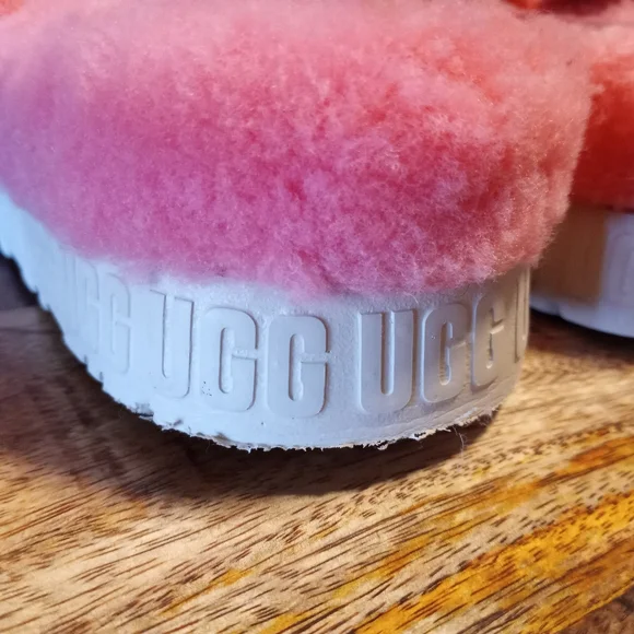 4/$20 UGG Hot Pink Fluffita Platform Sandals - Picture 5 of 16